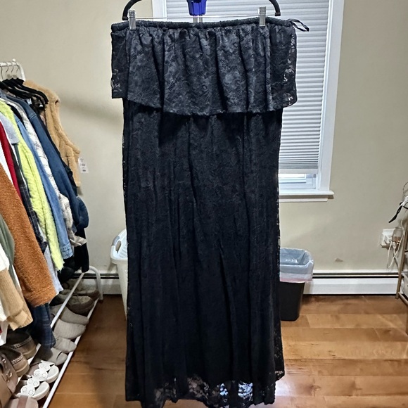 EUC Size 3x Black Lace Strapless Maxi Dress - Picture 4 of 8
